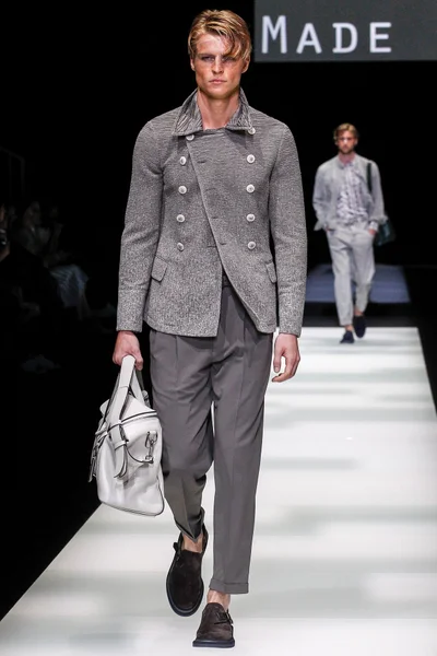 Look 2